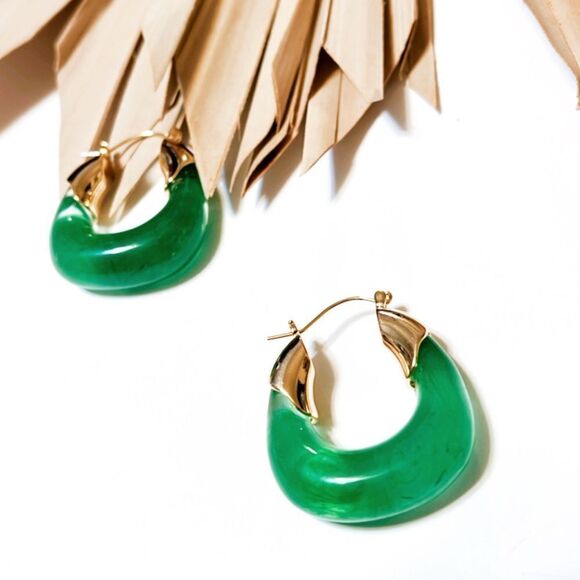 #566 Anthro Crystal hoop earrings in green - Picture 4 of 6